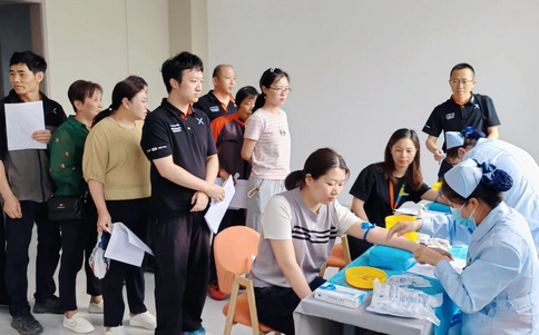 小黄蜂 | 5月家庭日——以爱为名，共铸员工幸福之路